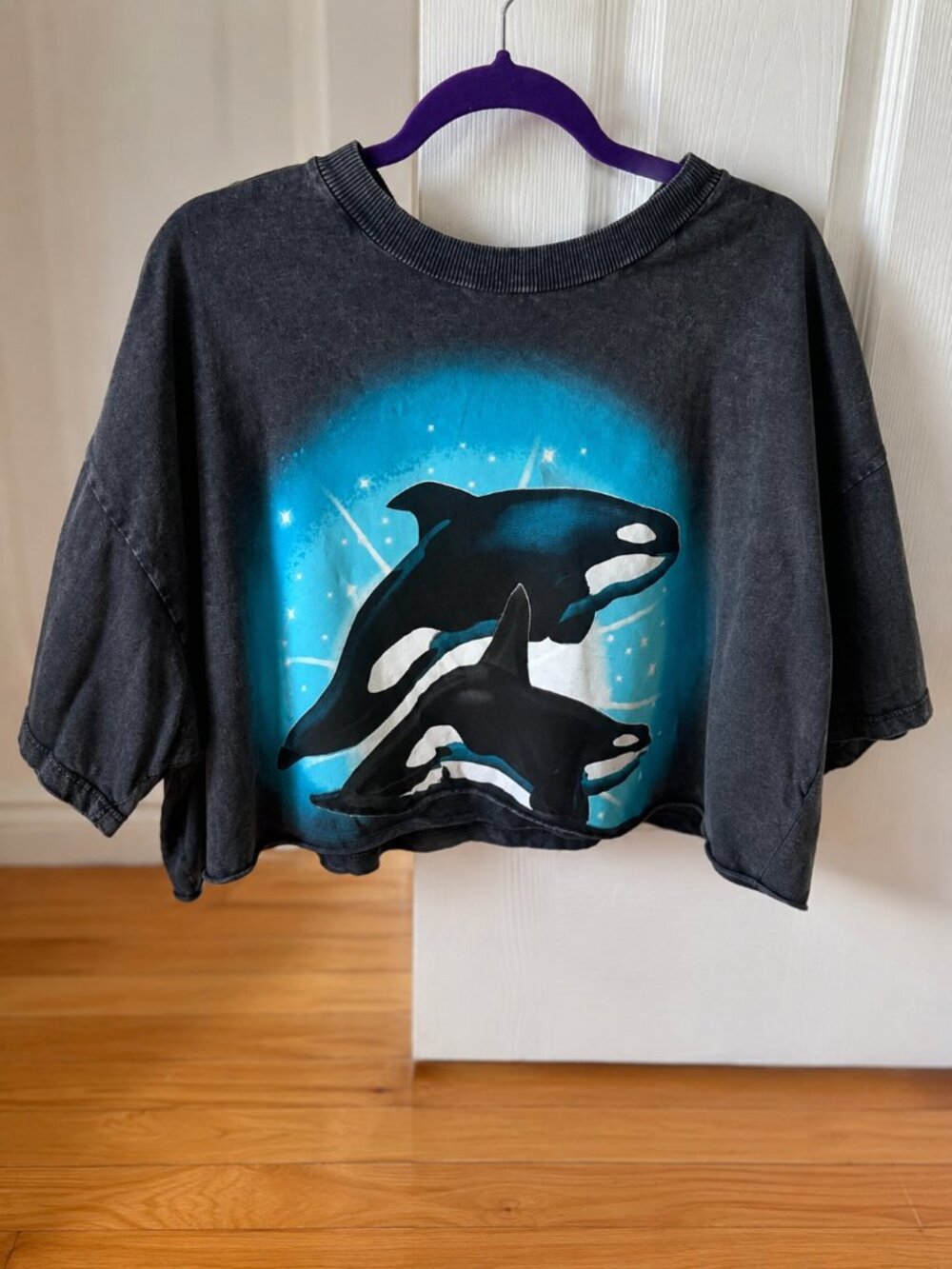 Vintage Style Orca Whale Graphic Crop Tee